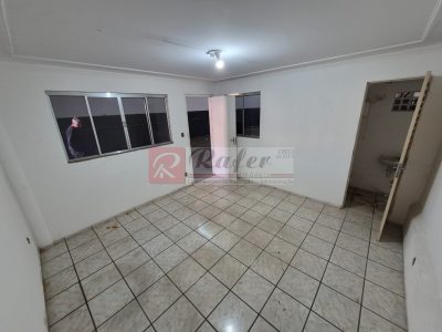 Barracão Comercial para Locação na Vila Guararapes – amplo espaço para o seu negócio!
